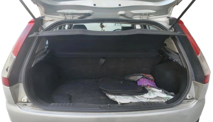 2013 Ford Figo TITANIUM 1.4 DIESEL, Diesel, Manual, 86,493 km, exterior