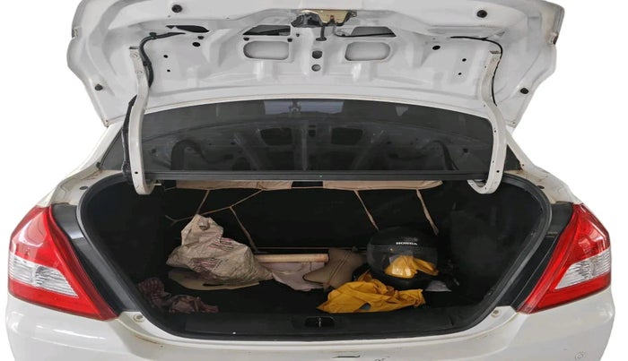 2016 Maruti Swift Dzire ZXI, Petrol, Manual, 63,731 km, exterior