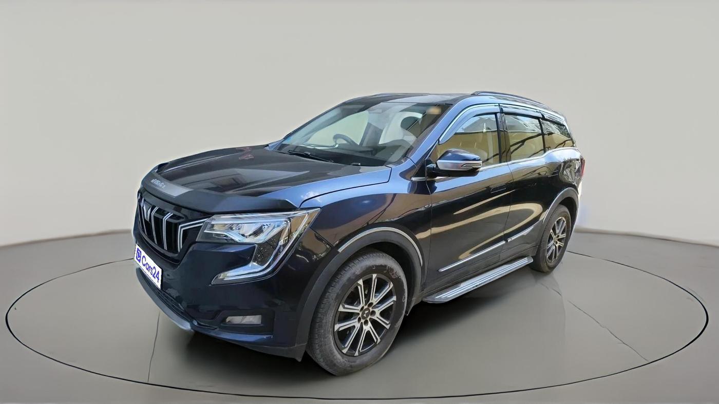 2022 Mahindra XUV700 AX 7 D MT 7 STR, Diesel, Manual, 39,974 km, exterior