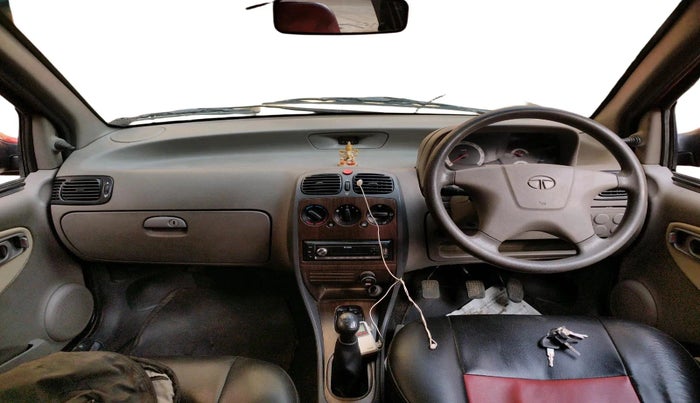 2011 Tata Indica V2 Xeta GLS 1.4, Petrol, Manual, 1,14,082 km, interior