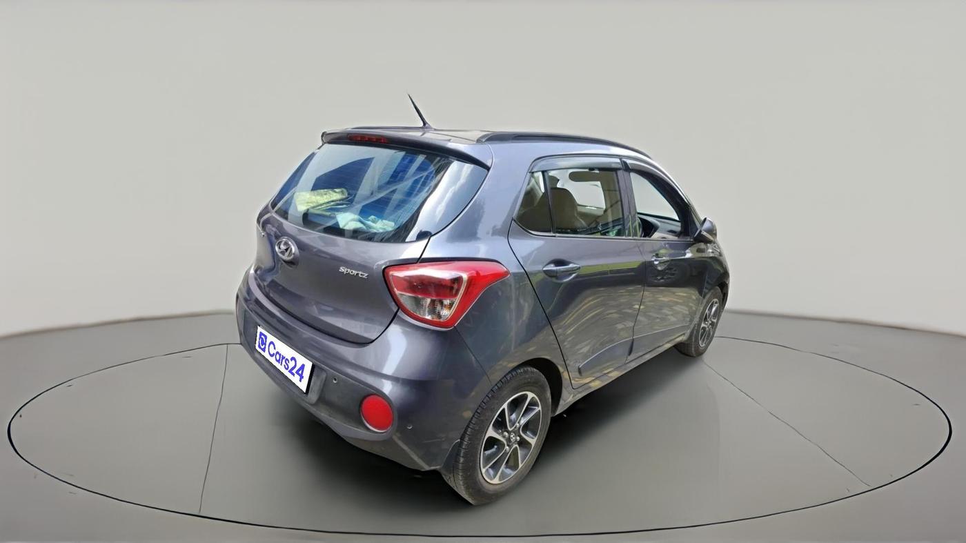 2018 Hyundai Grand i10 SPORTZ AT 1.2 KAPPA VTVT, Petrol, Automatic, 18,132 km, exterior