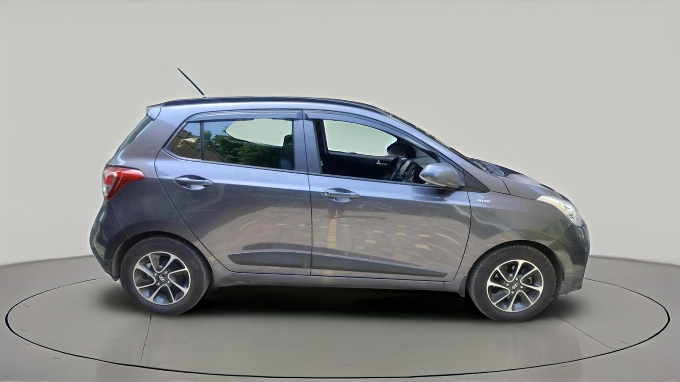 2018 Hyundai Grand i10 SPORTZ AT 1.2 KAPPA VTVT, Petrol, Automatic, 18,132 km, exterior