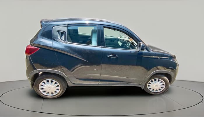 2016 Mahindra Kuv100 K4 6 STR, CNG, Manual, 51,036 km, exterior
