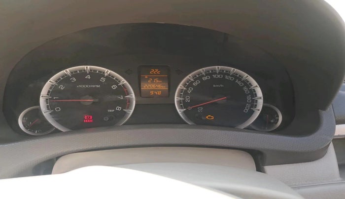 2013 Maruti Ertiga ZXI, CNG, Manual, 2,20,646 km, interior