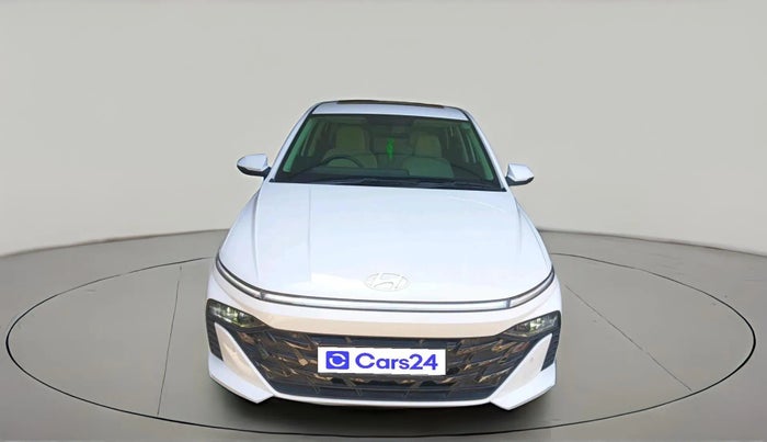 2025 Hyundai Verna  SX 1.5 MPI IVT, Petrol, Automatic, 17,339 km, exterior