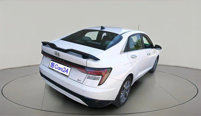 2025 Hyundai Verna  SX 1.5 MPI IVT, Petrol, Automatic, 17,339 km, exterior