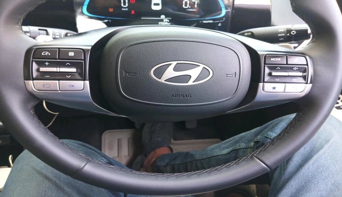 2025 Hyundai Verna  SX 1.5 MPI IVT, Petrol, Automatic, 17,339 km, interior