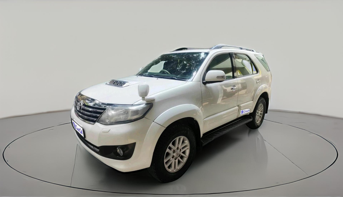 2013 Toyota Fortuner 3.0 4X2 MT, Diesel, Manual, 2,33,622 km, exterior