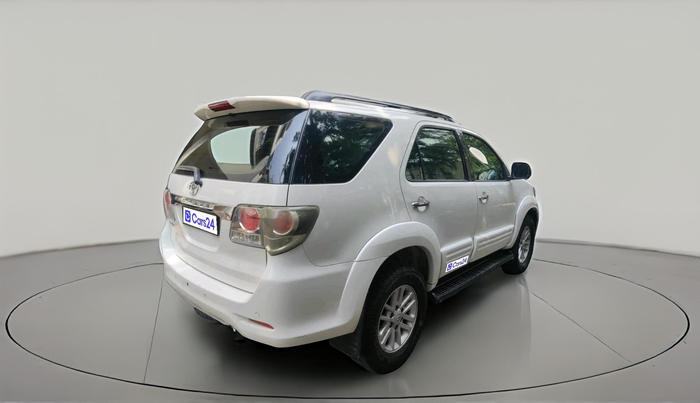 2013 Toyota Fortuner 3.0 4X2 MT, Diesel, Manual, 2,33,622 km, exterior