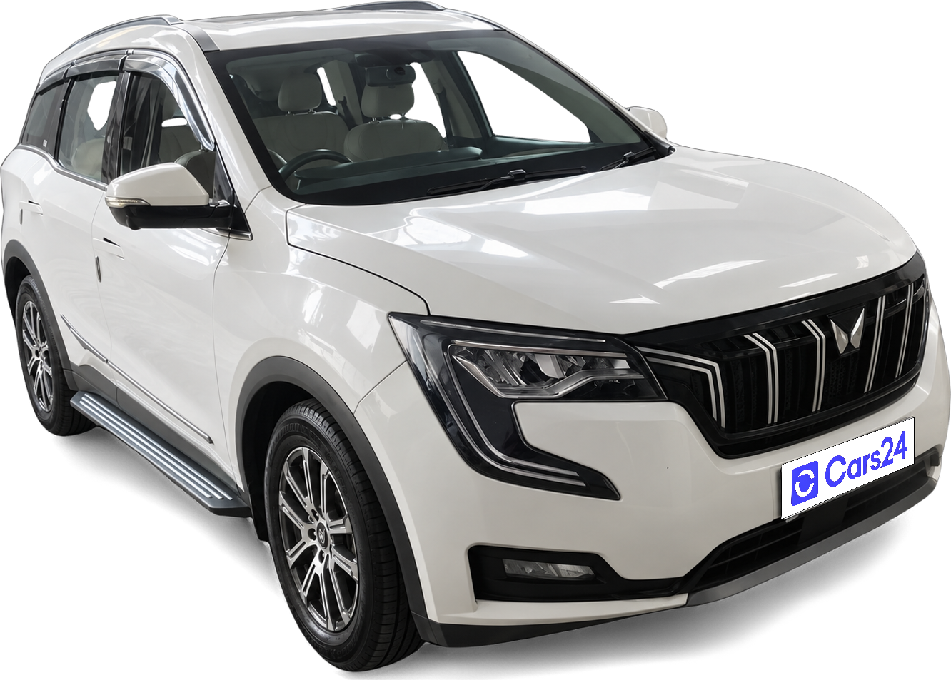 2023 Mahindra XUV700 - SUV - Petrol - Automatic - ₹17.53 lakh