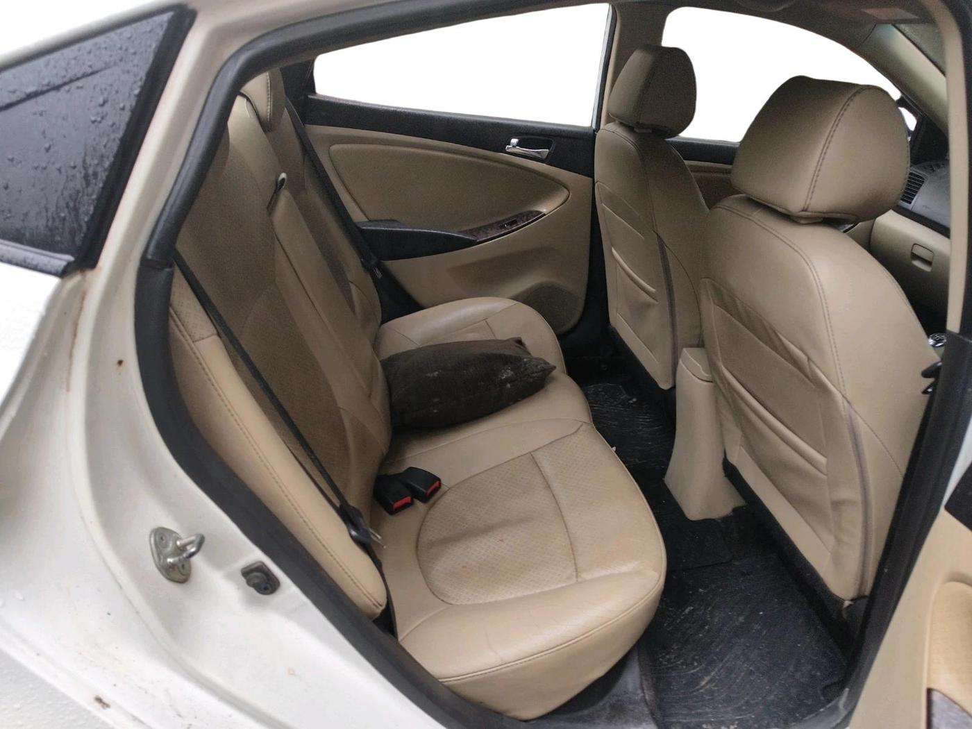 2014 Hyundai Verna FLUIDIC 1.6 VTVT SX, Petrol, Manual, 1,26,148 km, interior
