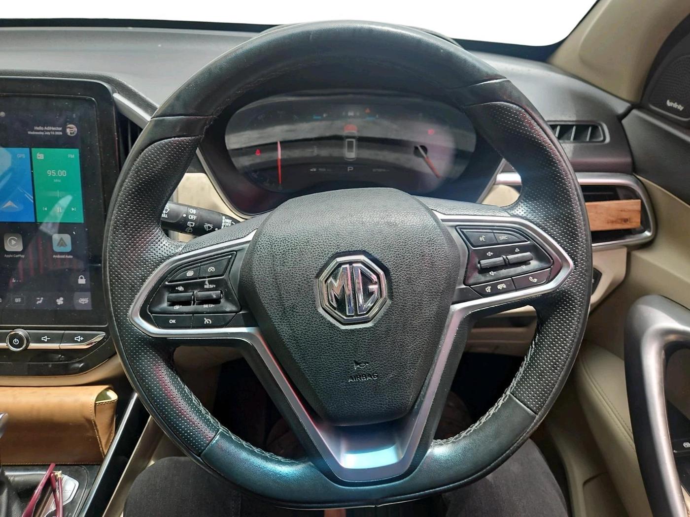 2022 MG HECTOR SHARP 1.5 PETROL CVT, Petrol, Automatic, 97,824 km, interior
