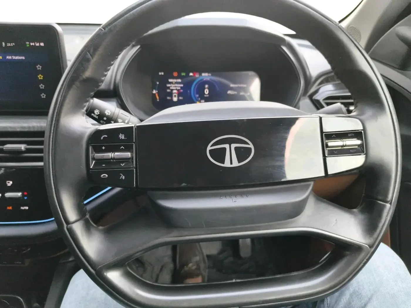 2024 Tata Harrier ADVENTURE PLUS A, Diesel, Manual, 16,321 km, interior