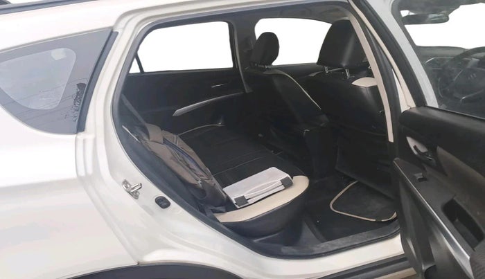 2022 Maruti S Cross ZETA 1.5, Petrol, Manual, 1,35,178 km, interior
