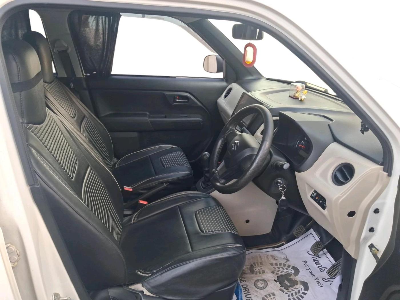 2022 Maruti New Wagon-R LXI CNG 1.0, CNG, Manual, 20,463 km, interior