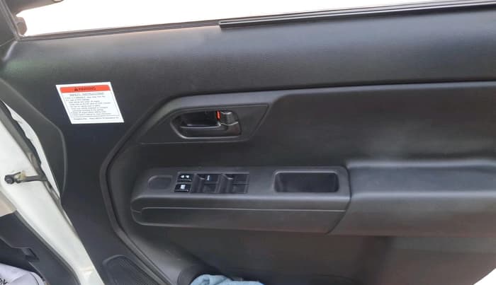 2022 Maruti New Wagon-R LXI CNG 1.0, CNG, Manual, 20,463 km, interior