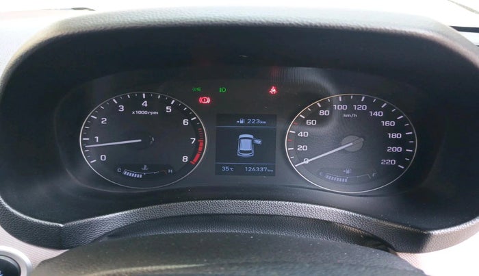 2018 Hyundai Creta SX (O) 1.6 PETROL, Petrol, Manual, 1,26,337 km, interior