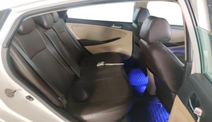 2012 Hyundai Verna FLUIDIC 1.6 CRDI SX, Diesel, Manual, 1,64,777 km, interior