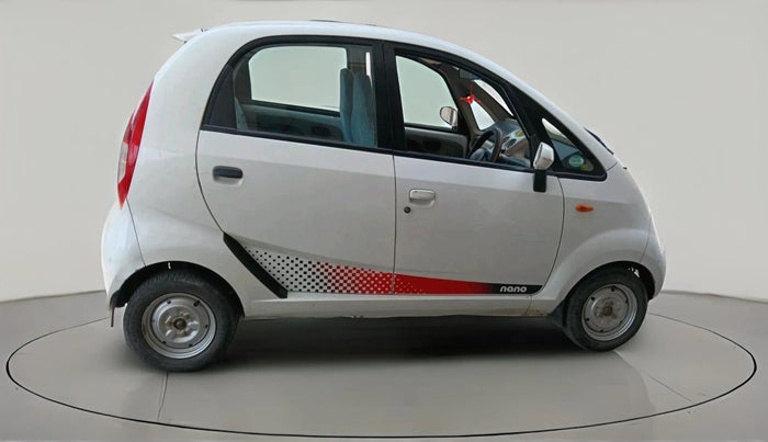 2013 Tata Nano LX, Petrol, Manual, 31,376 km, exterior