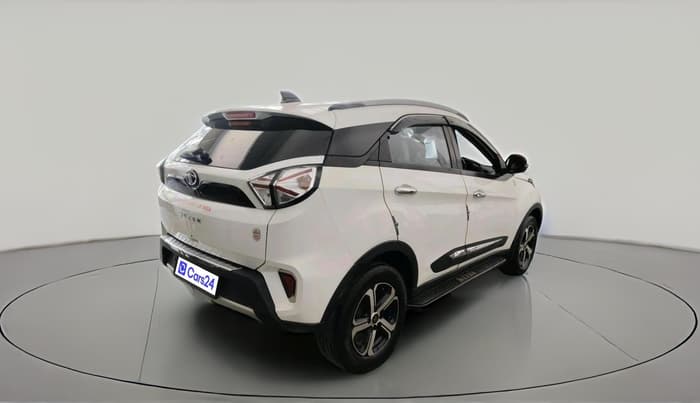 2022 Tata NEXON XZA PLUS (PREMIUM) PETROL, Petrol, Automatic, 91,838 km, exterior