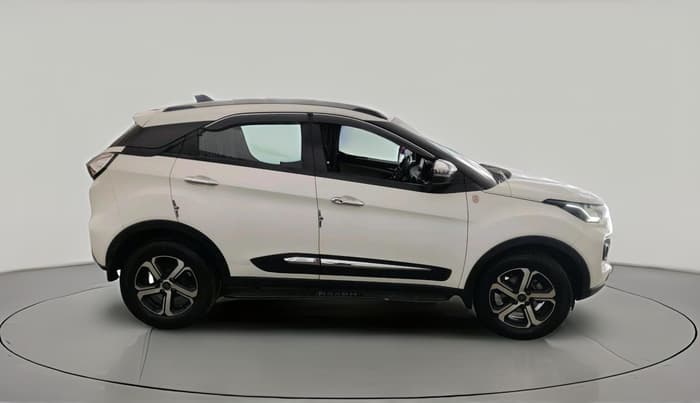 2022 Tata NEXON XZA PLUS (PREMIUM) PETROL, Petrol, Automatic, 91,838 km, exterior