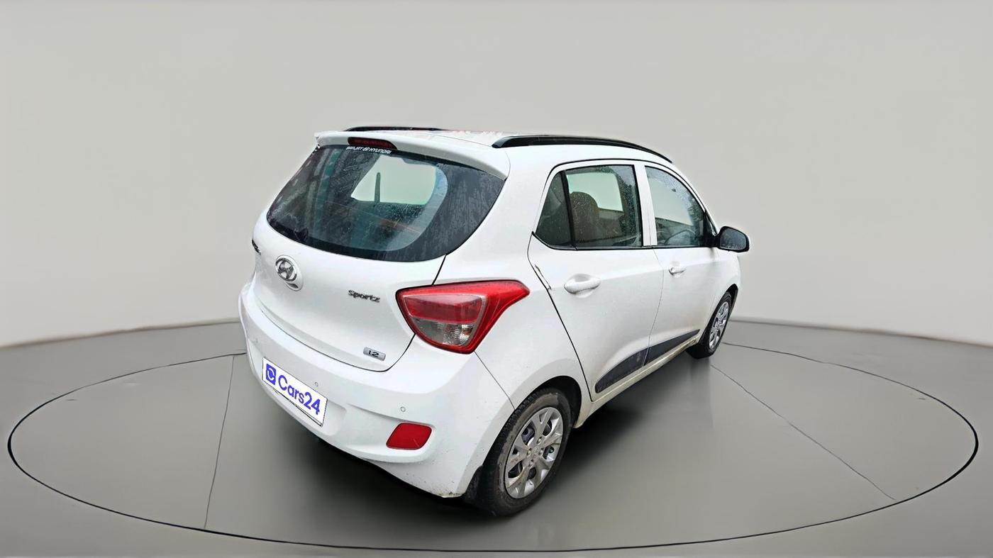 2015 Hyundai Grand i10 SPORTZ 1.2 KAPPA VTVT, Petrol, Manual, 65,278 km, exterior