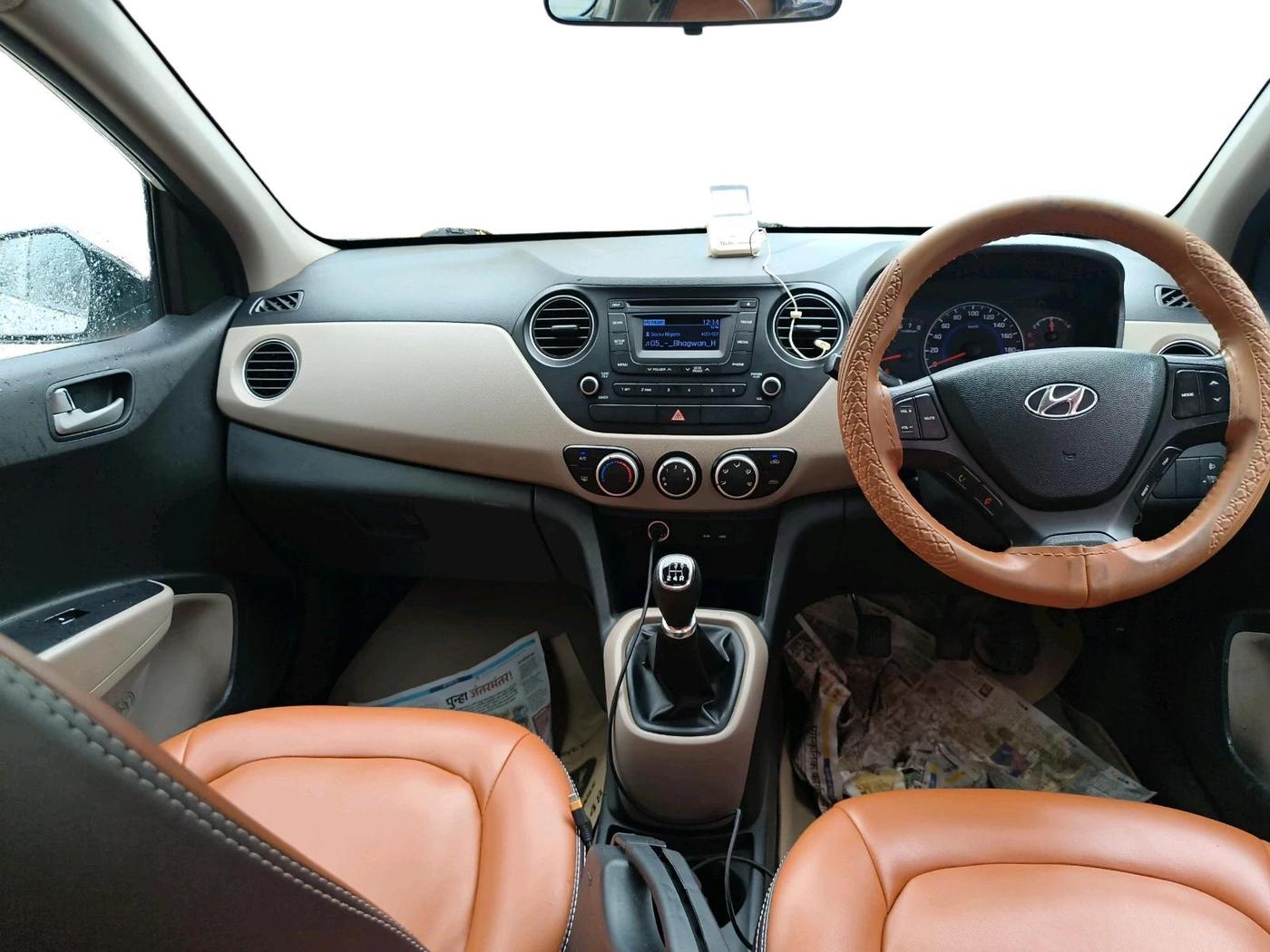 2015 Hyundai Grand i10 SPORTZ 1.2 KAPPA VTVT, Petrol, Manual, 65,278 km, interior
