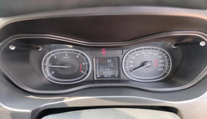 2018 Maruti Vitara Brezza ZDI PLUS AT DUAL TONE, Diesel, Automatic, 94,060 km, interior