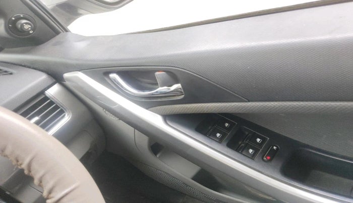 2018 Tata NEXON XZA PLUS DIESEL, Diesel, Automatic, 62,507 km, interior