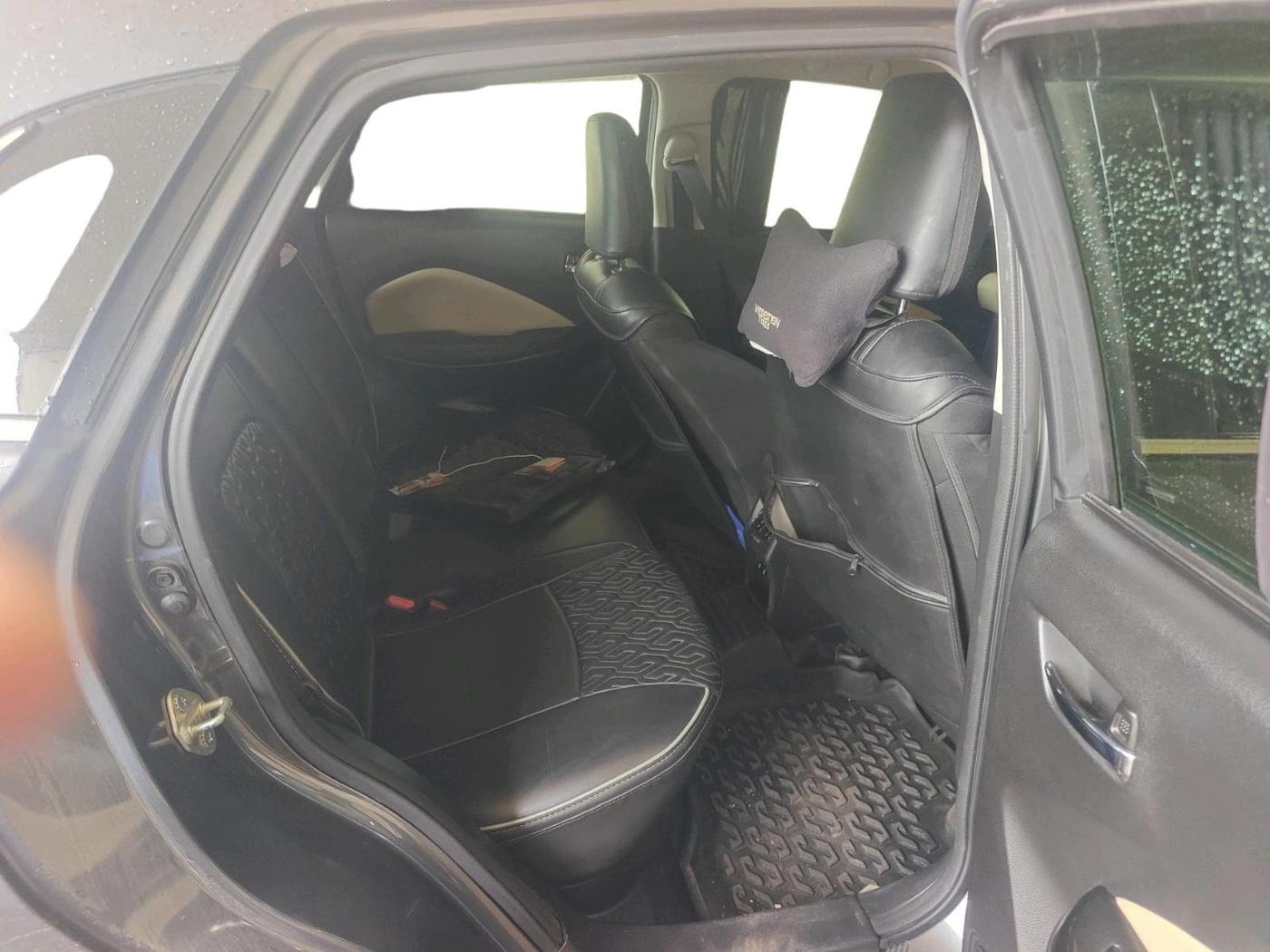 2024 Toyota Glanza V AMT, Petrol, Automatic, 31,174 km, interior