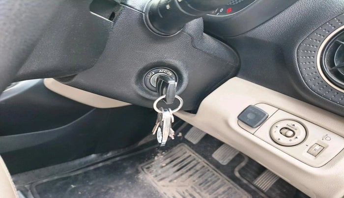 2019 Hyundai NEW SANTRO SPORTZ CNG, CNG, Manual, 88,573 km, interior