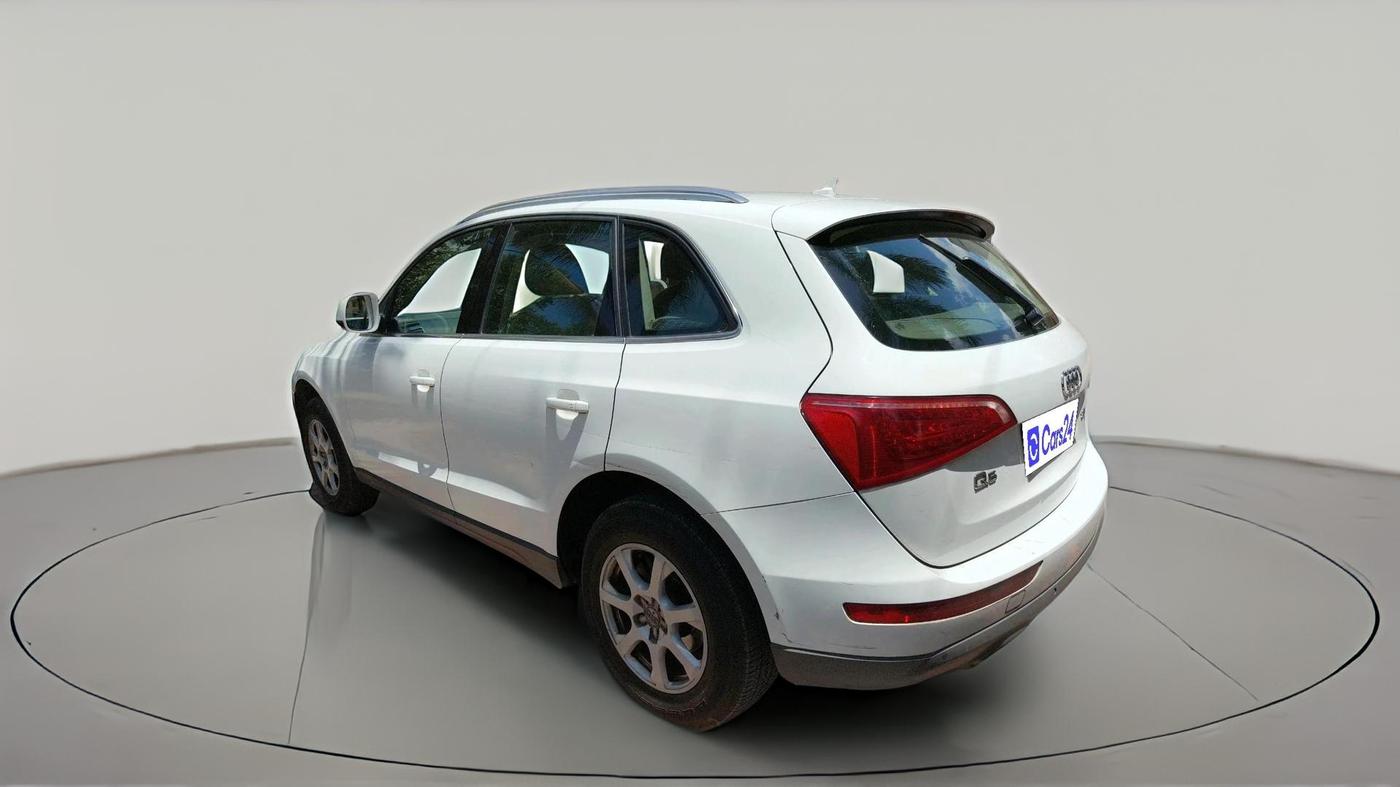 2012 Audi Q5 2.0 TDI QUATTRO, Diesel, Automatic, 1,73,629 km, exterior