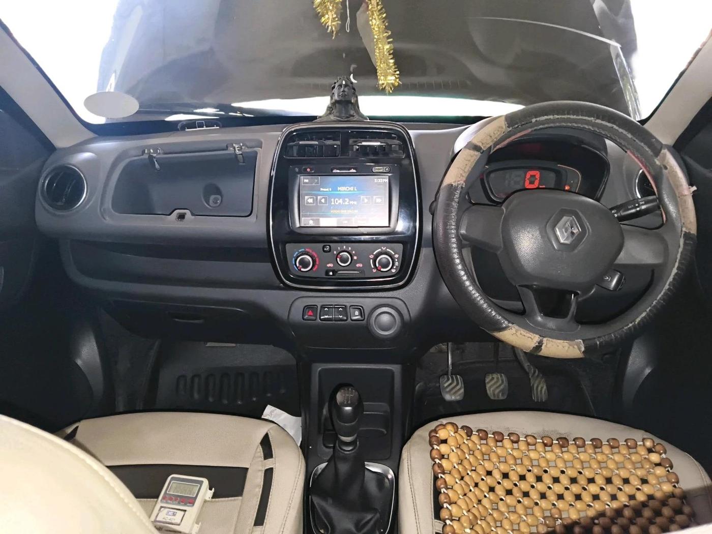 2016 Renault Kwid RXT 0.8, Petrol, Manual, 51,845 km, interior