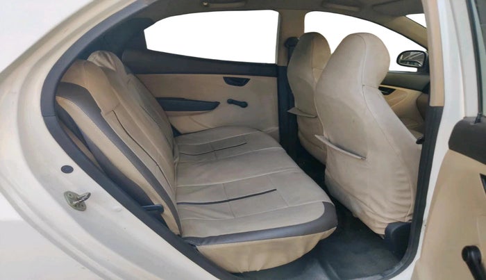 2013 Hyundai Eon ERA +, Petrol, Manual, 1,09,939 km, interior