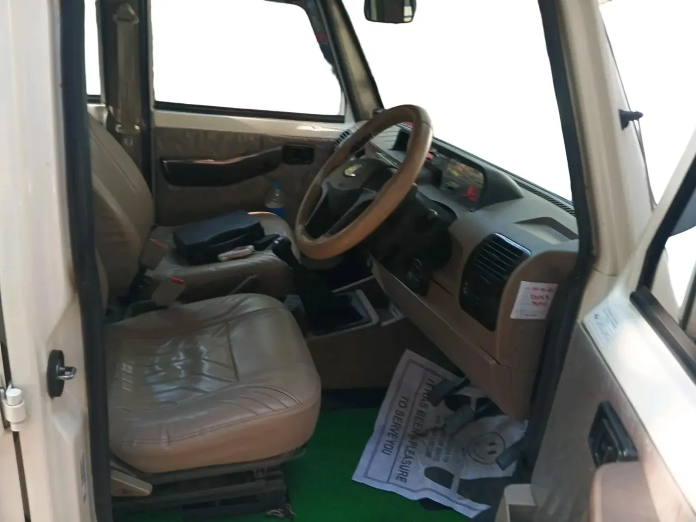 2021 Mahindra Bolero B6 (O), Diesel, Manual, 79,963 km, interior