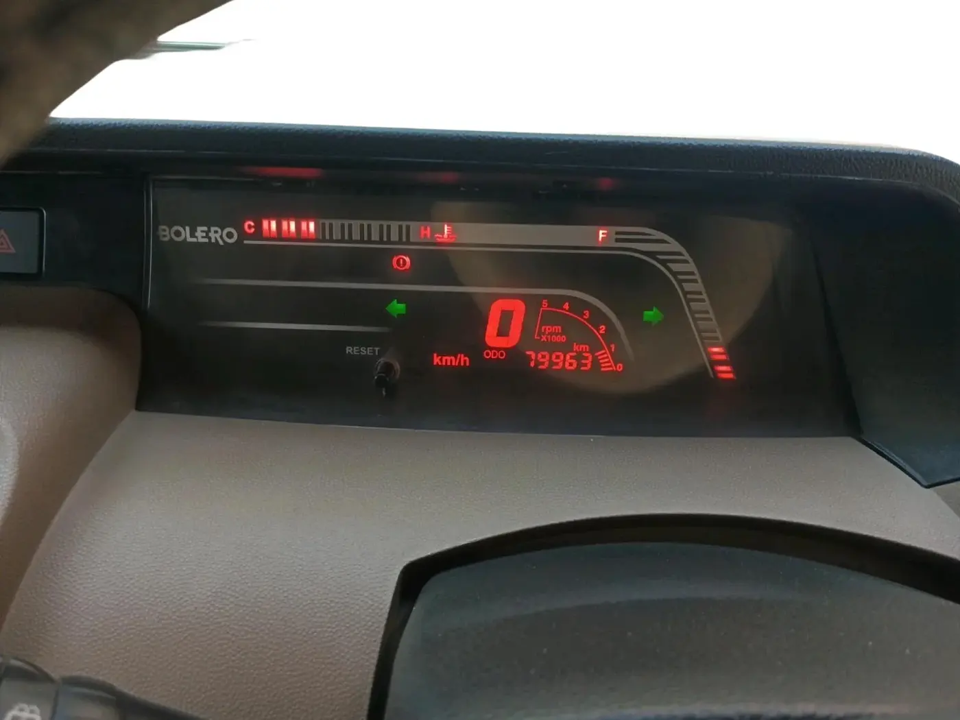 2021 Mahindra Bolero B6 (O), Diesel, Manual, 79,963 km, interior
