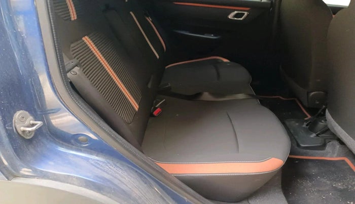 2019 Renault Kwid CLIMBER 1.0 AMT (O), Petrol, Automatic, 11,086 km, interior