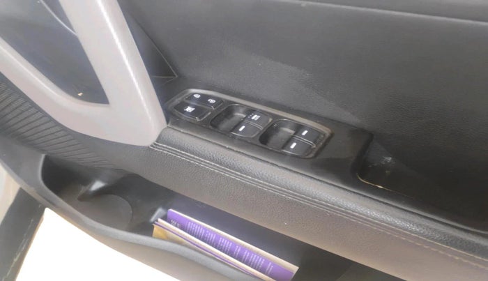 2018 Hyundai Creta SX (O) 1.6 DIESEL, Diesel, Manual, 87,677 km, interior