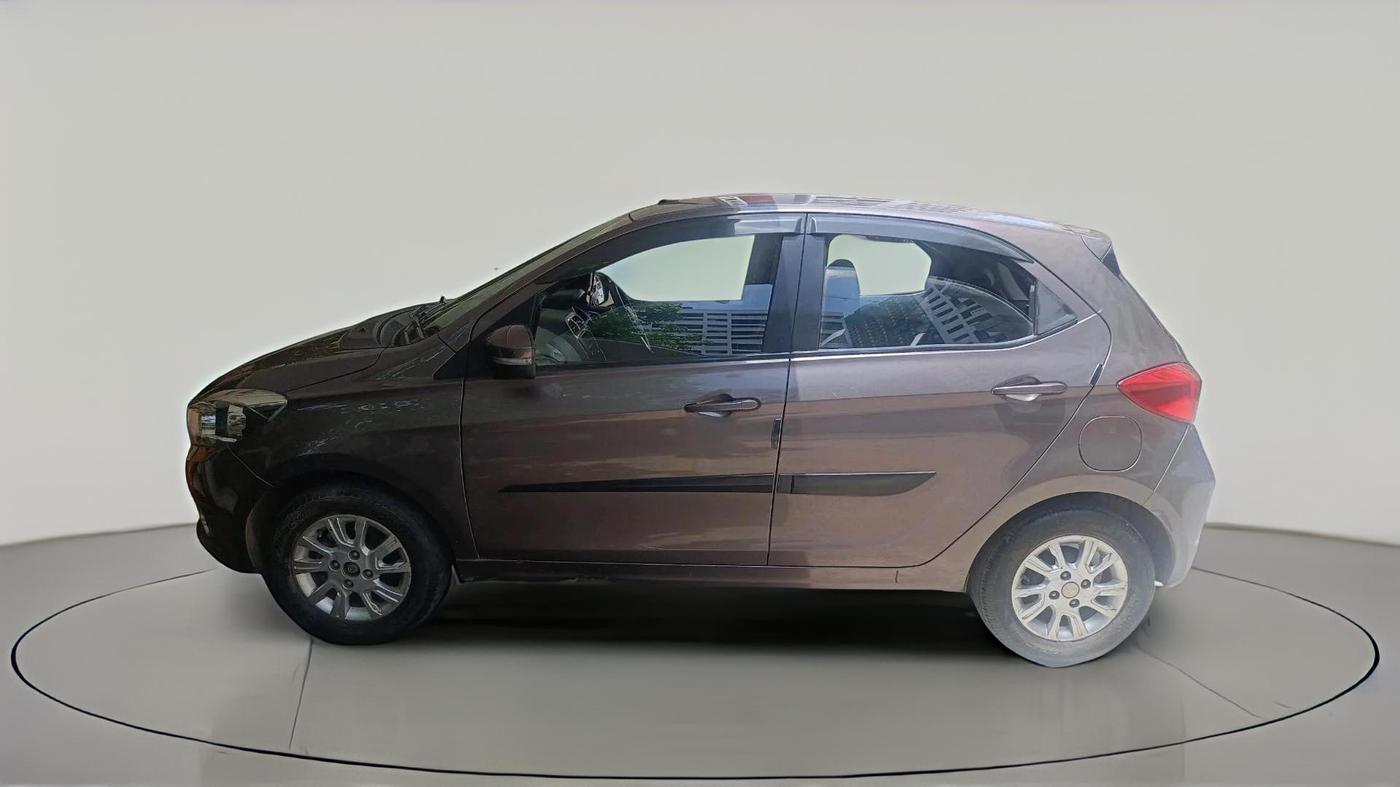 2017 Tata Tiago XZ PETROL, Petrol, Manual, 63,988 km, exterior