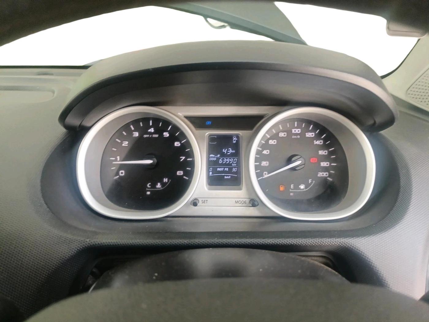 2017 Tata Tiago XZ PETROL, Petrol, Manual, 63,988 km, interior