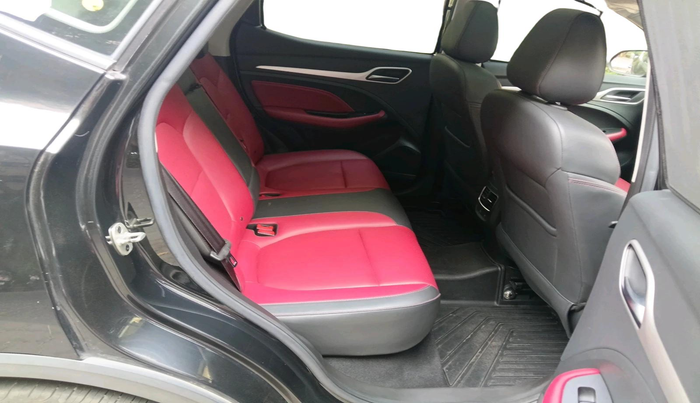 2022 MG ASTOR SAVVY 1.5 CVT S RED, Petrol, Automatic, 32,739 km, interior