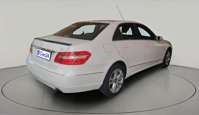 2009 Mercedes Benz E Class E 350 AVANTGARDE, Diesel, Automatic, 1,37,931 km, exterior