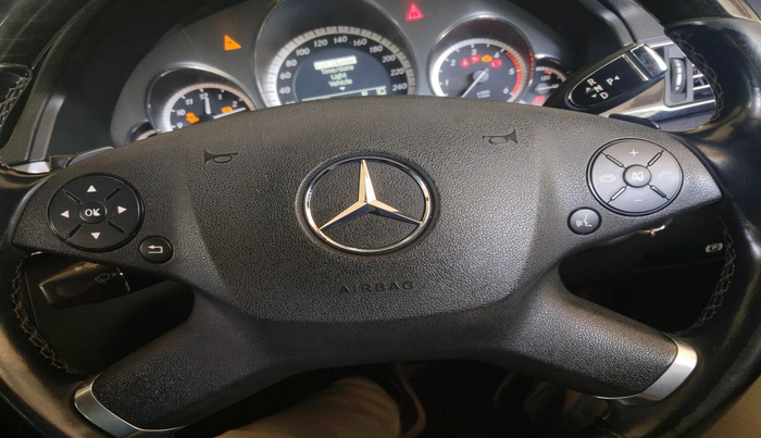 2009 Mercedes Benz E Class E 350 AVANTGARDE, Diesel, Automatic, 1,37,931 km, interior