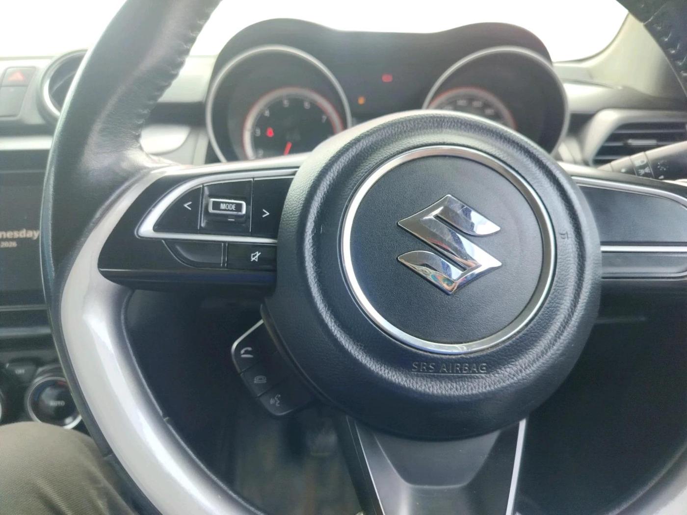 2022 Maruti Swift ZXI CNG, CNG, Manual, 1,24,551 km, interior