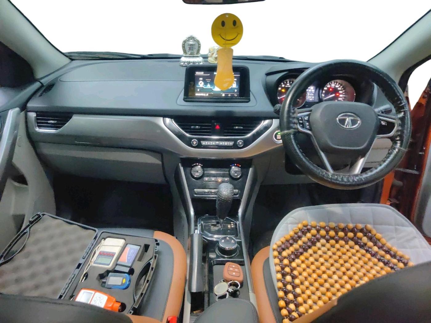 2018 Tata NEXON XZA PLUS PETROL DUAL TONE, Petrol, Automatic, 66,186 km, interior