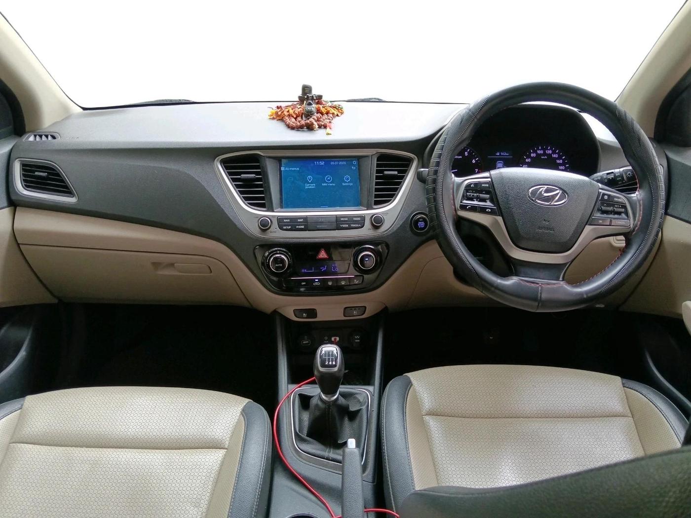 2019 Hyundai Verna 1.6 VTVT SX O, Petrol, Manual, 61,361 km, interior