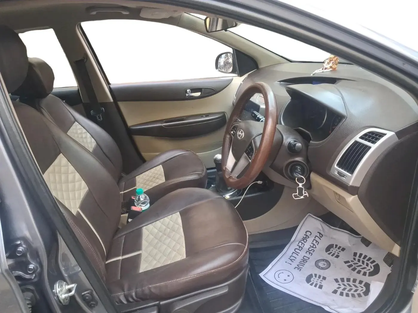 2011 Hyundai i20 ASTA 1.2, Petrol, Manual, 94,683 km, interior