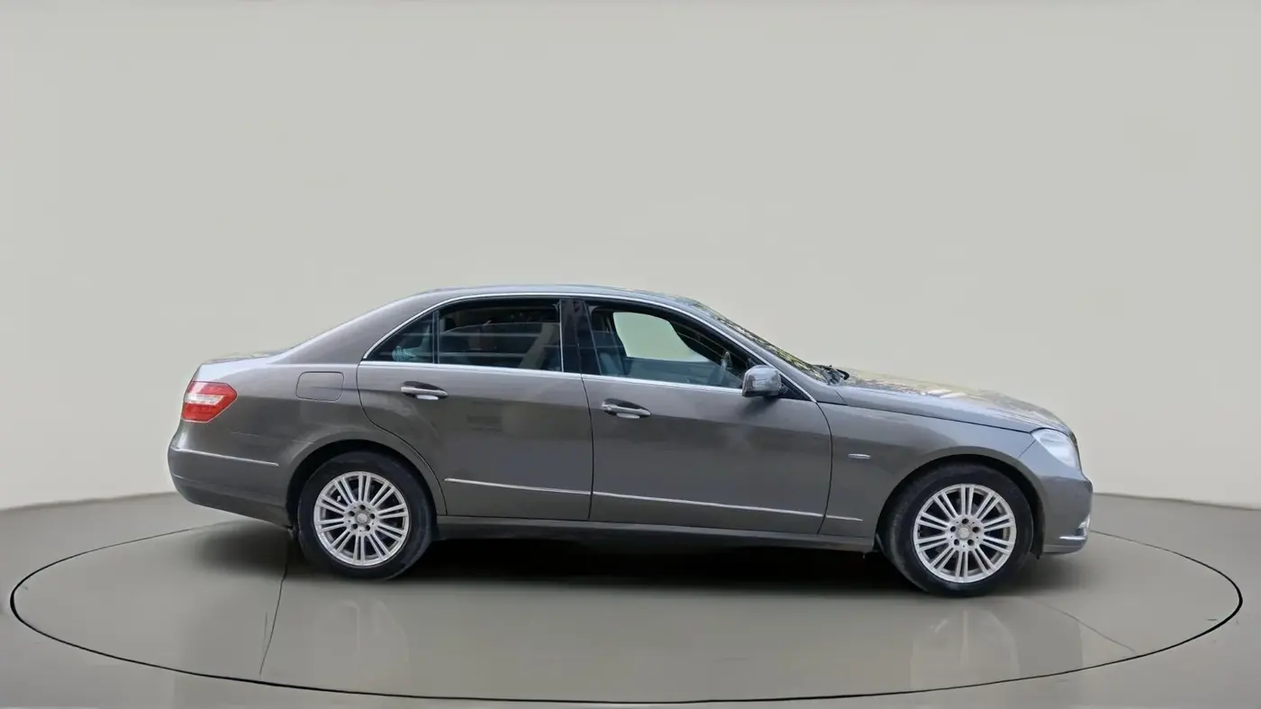 2012 Mercedes Benz E Class E 220 CDI ELEGANCE, Diesel, Automatic, 1,03,411 km, exterior
