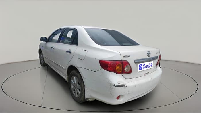 2011 Toyota Corolla Altis G PETROL, CNG, Manual, 1,36,204 km, exterior