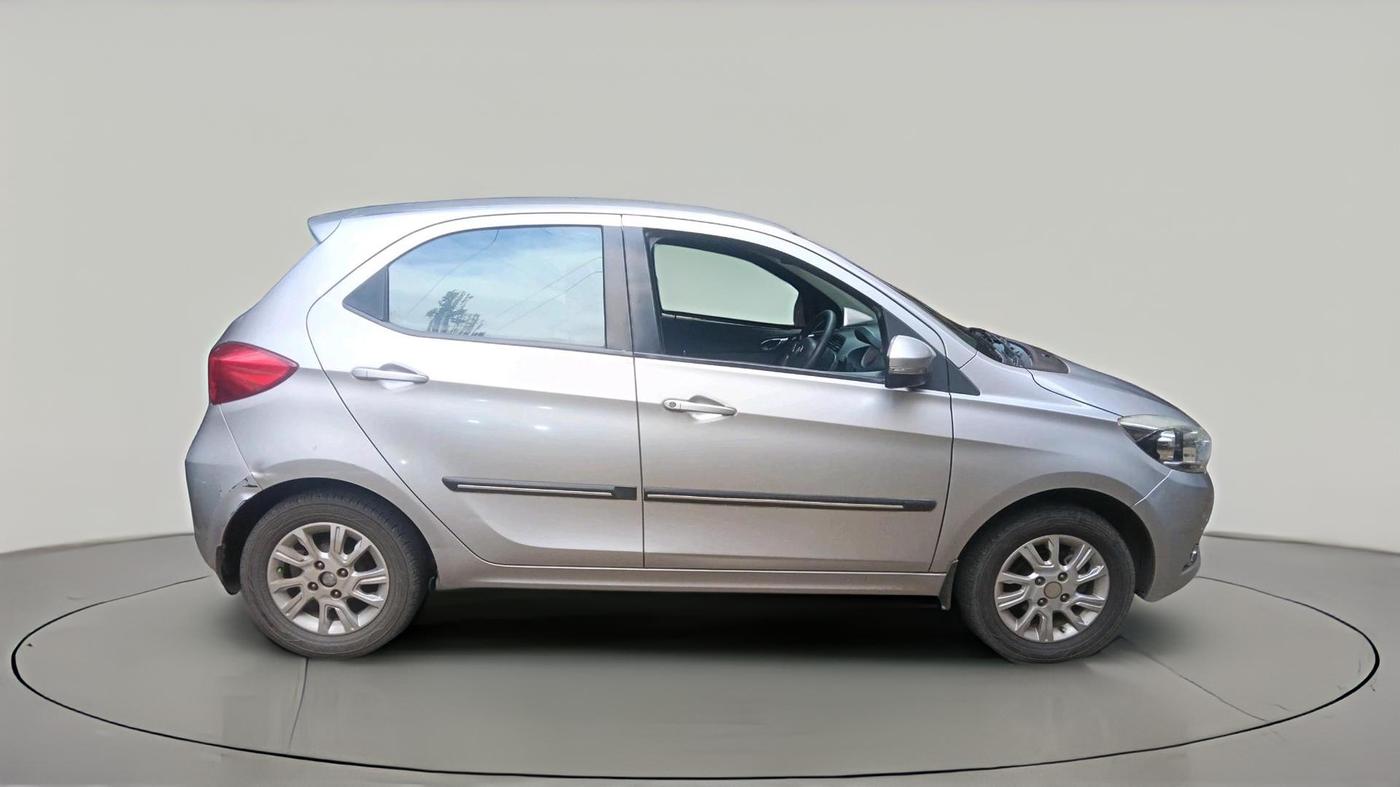 2017 Tata Tiago XZA PETROL, Petrol, Automatic, 54,052 km, exterior